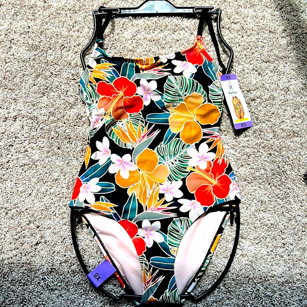 New bathing suit x small